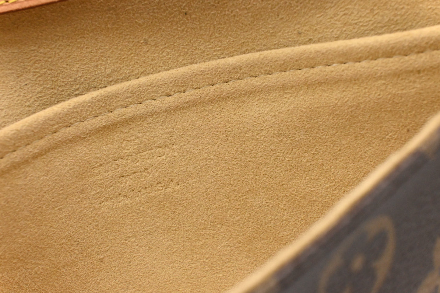 Louis Vuitton Pochette Twin GM in Monogram Canvas