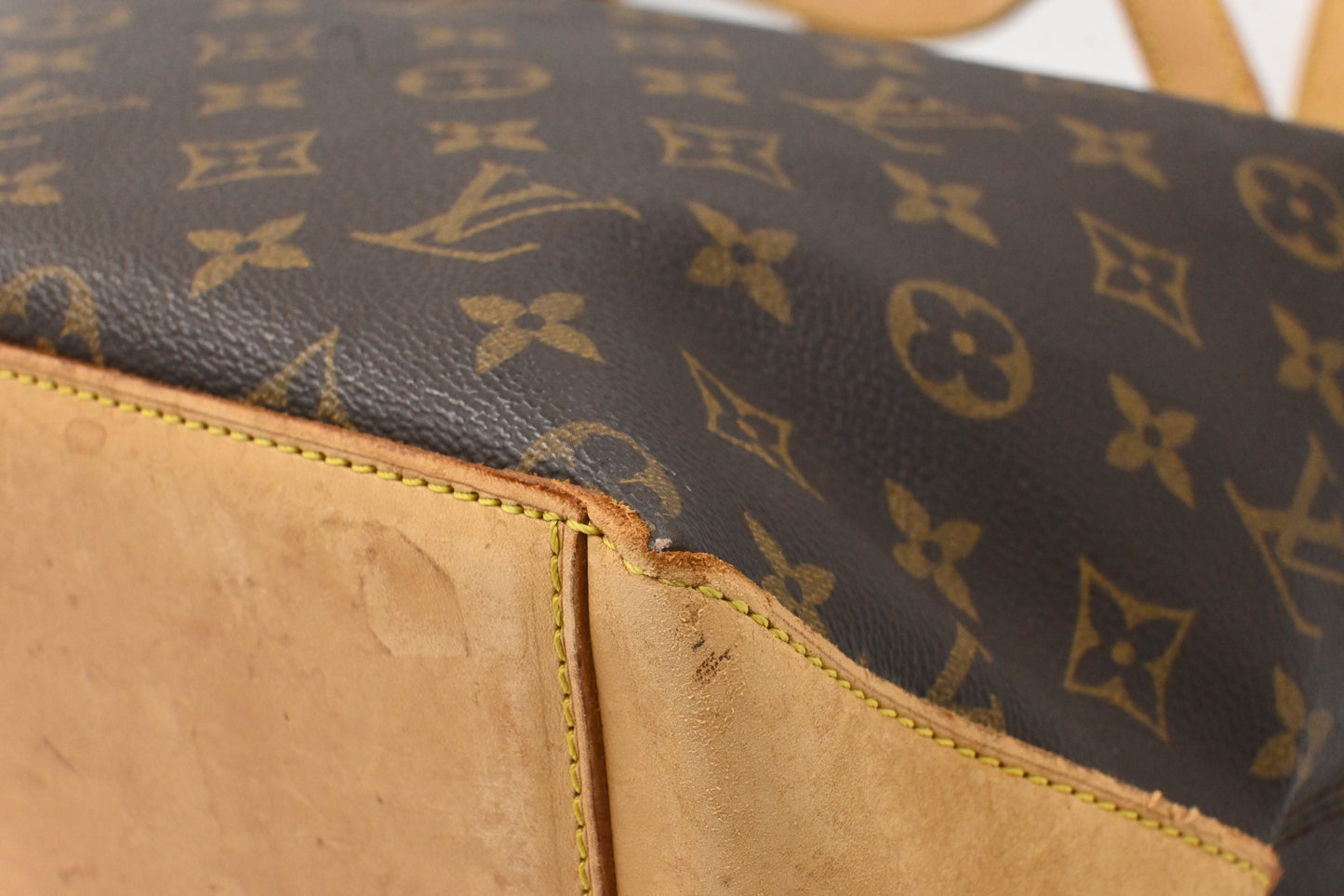 Louis Vuitton Cabas Mezzo in Monogram Canvas