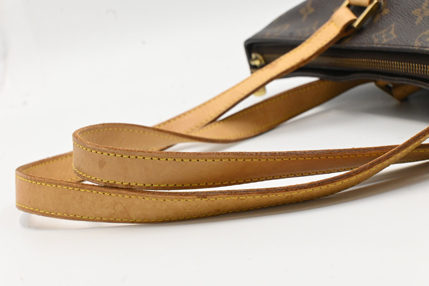 Louis Vuitton Cabas Mezzo in Monogram Canvas