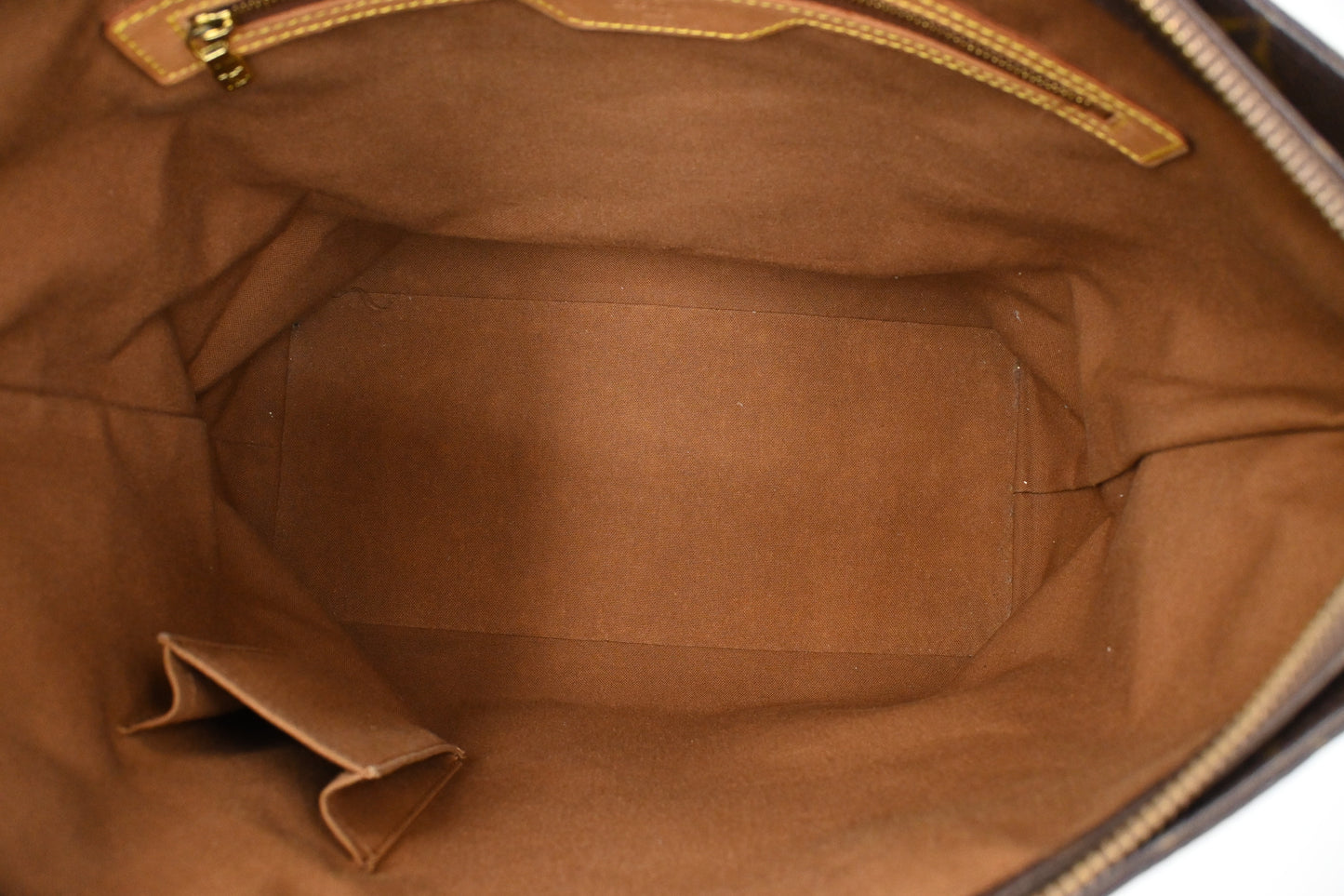 Louis Vuitton Cabas Mezzo in Monogram Canvas