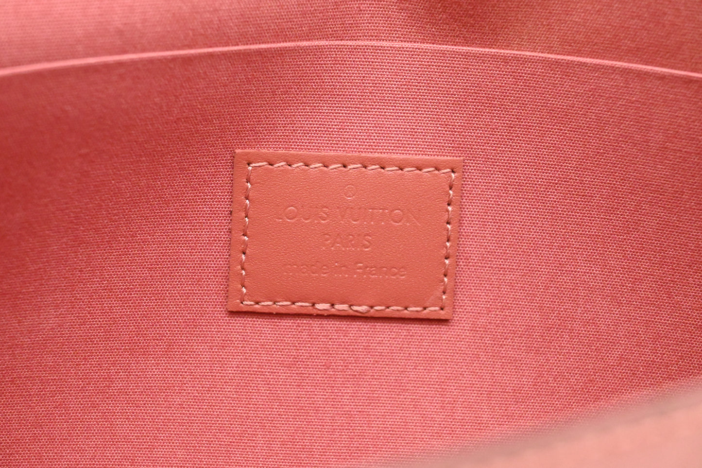 Louis Vuitton Valentine Dog Pochette Felicie in Pink Vernis Leather