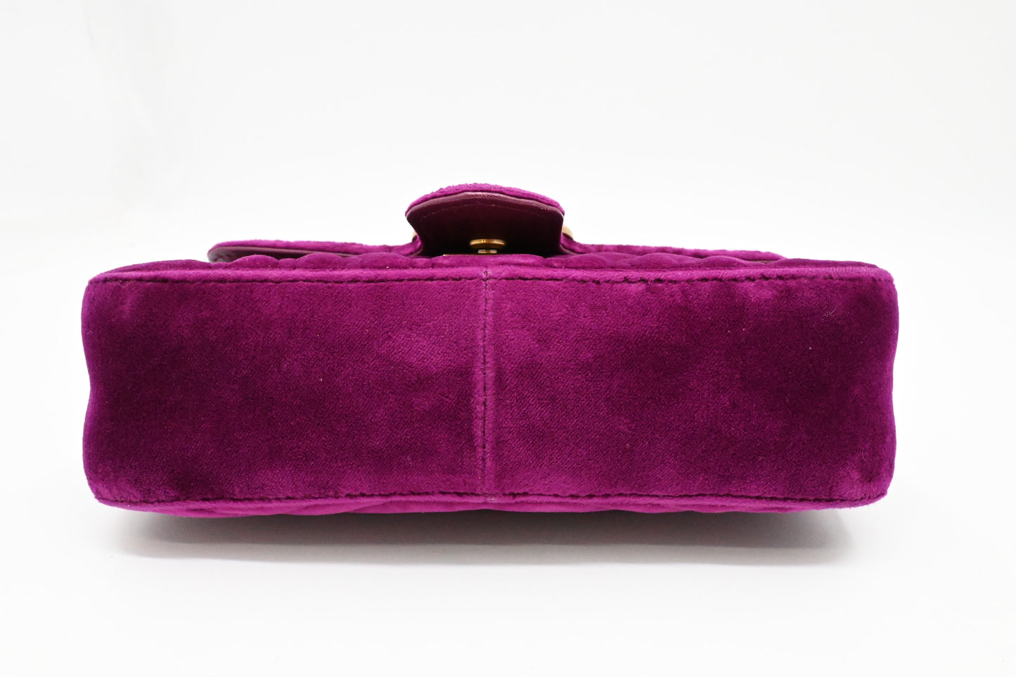 Gucci Marmont Chain Shoulder Bag in Purple Matelasse Velvet