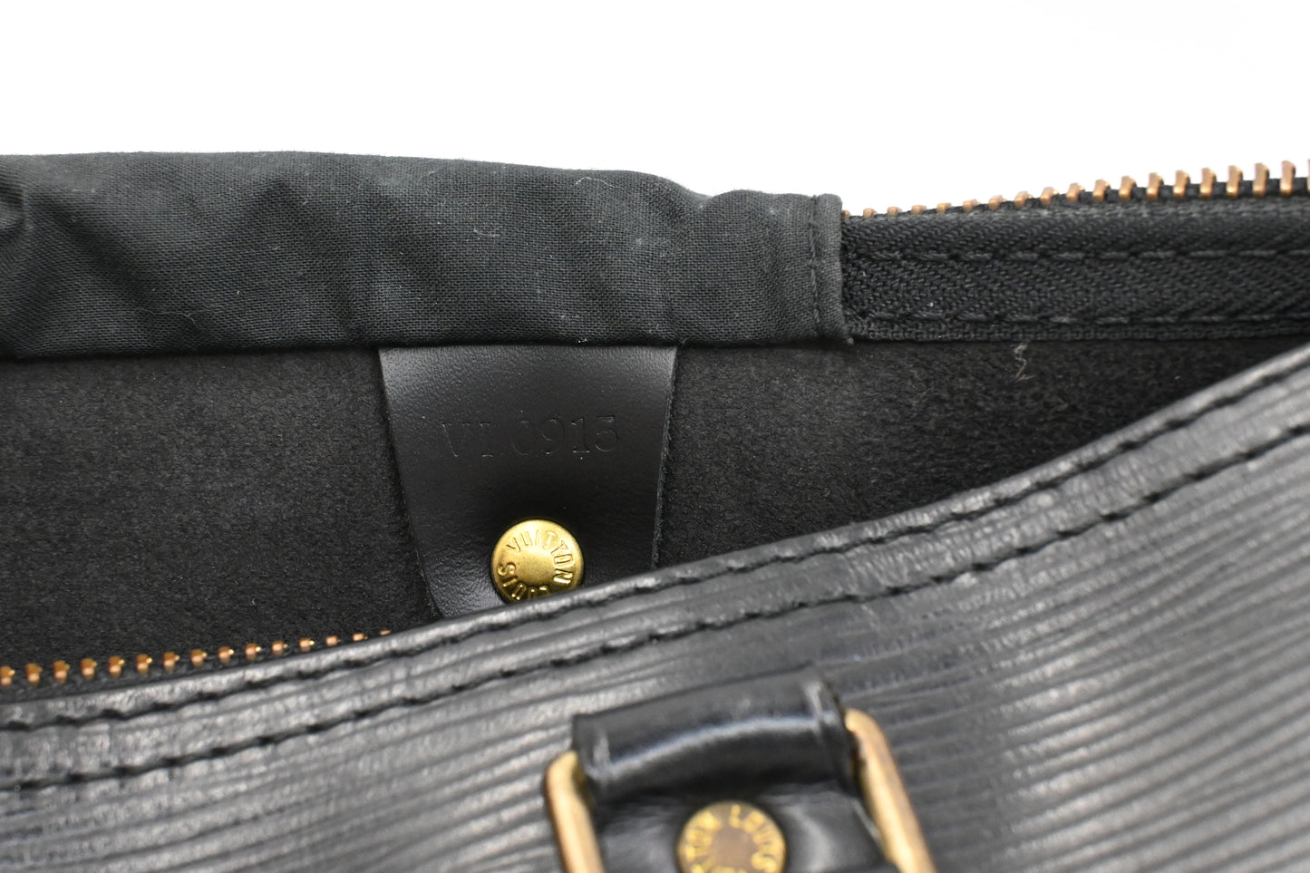 Louis Vuitton Speedy 30 in Black Epi Leather