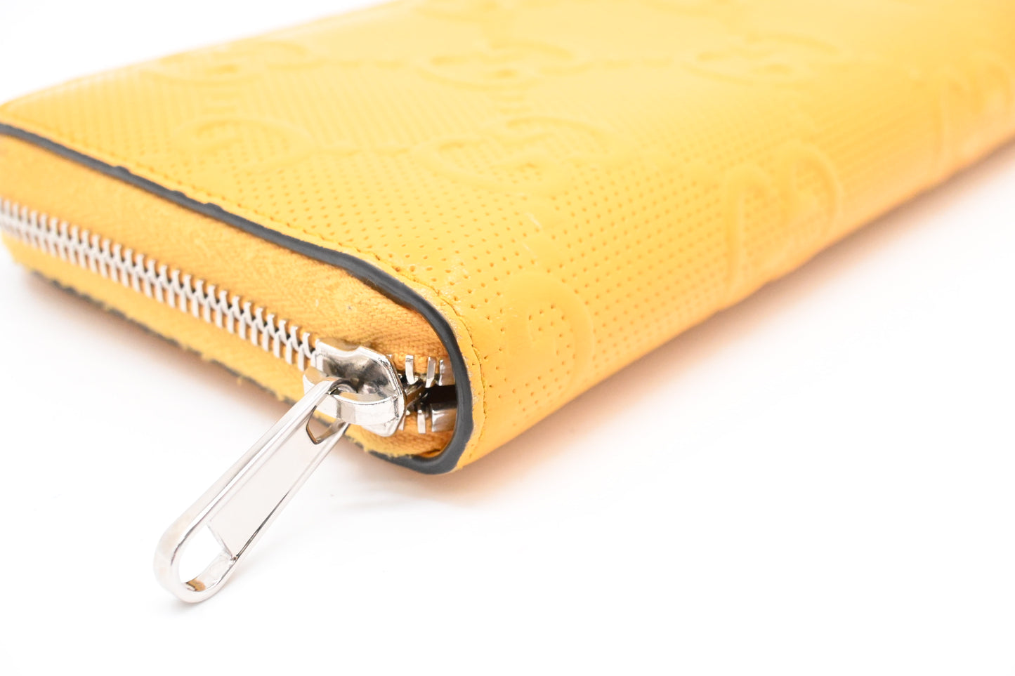 Gucci Long Zippy Wallet in Yellow Leather