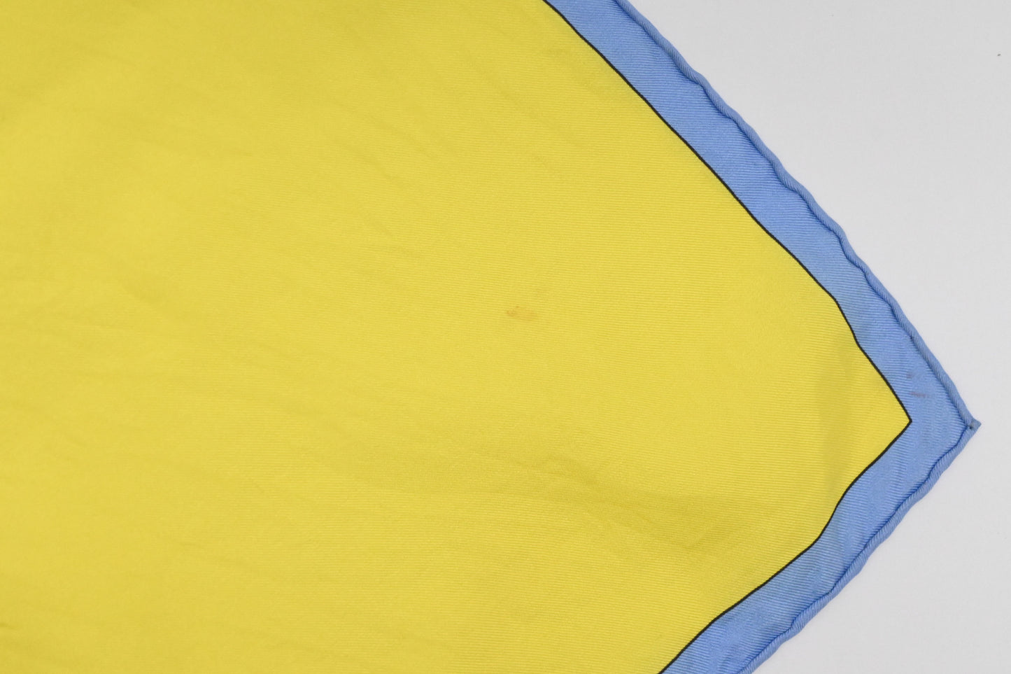 Hermes 'L'Instruction du Roy' Carre 140 in Yellow Silk