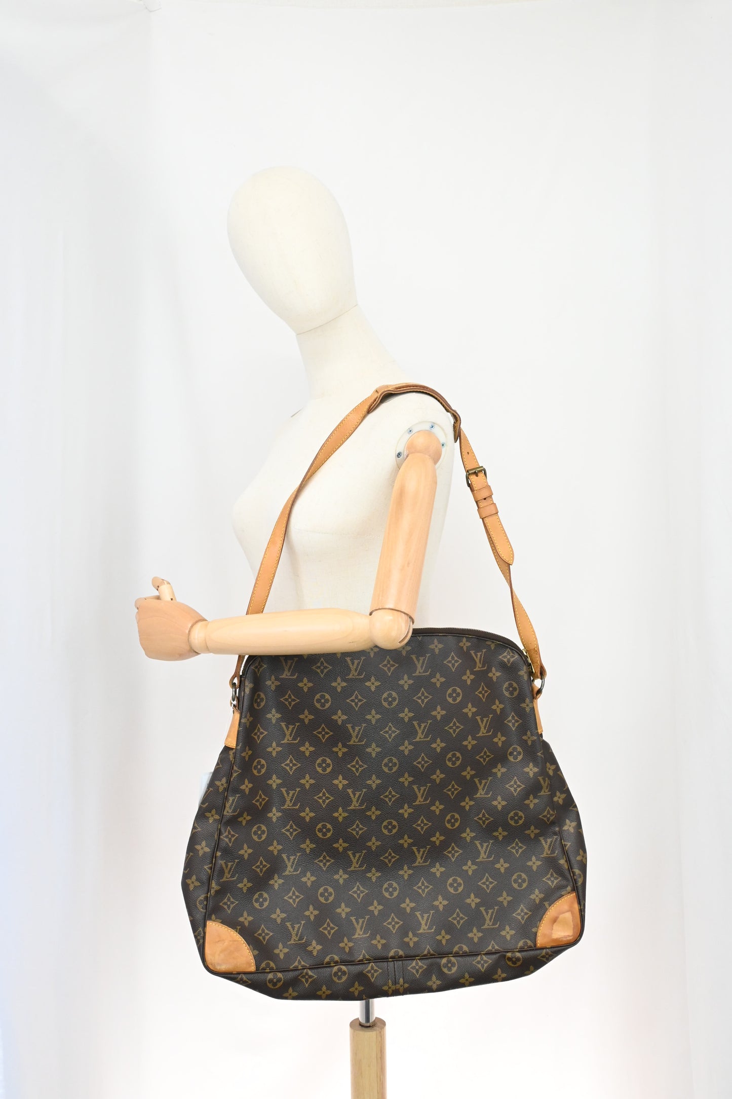 Louis Vuitton Sac Ballade in Monogram Canvas