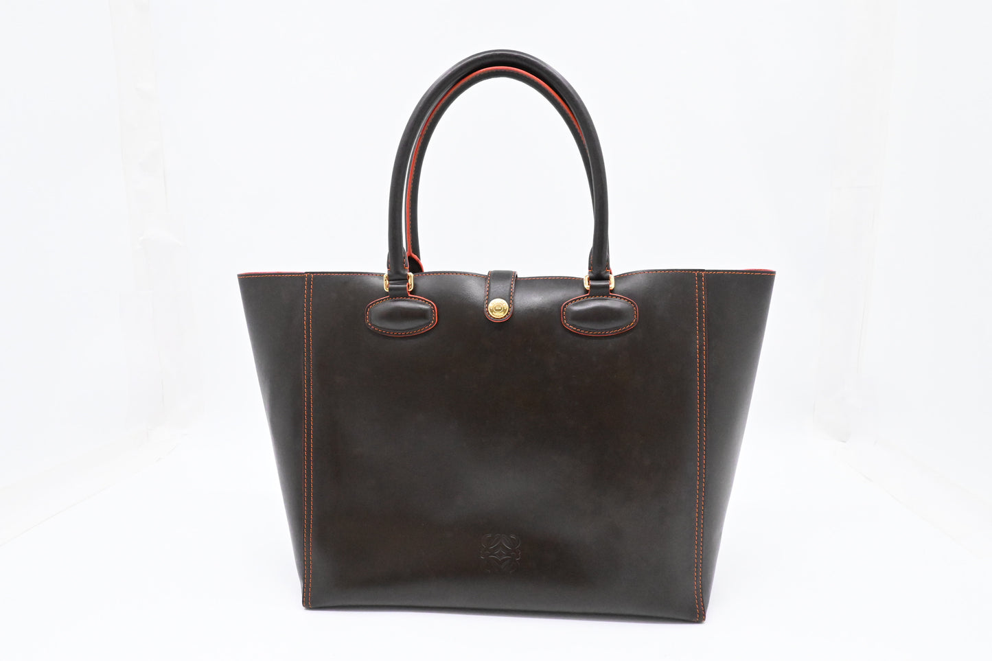 Loewe Leo Tote in Brown Leather