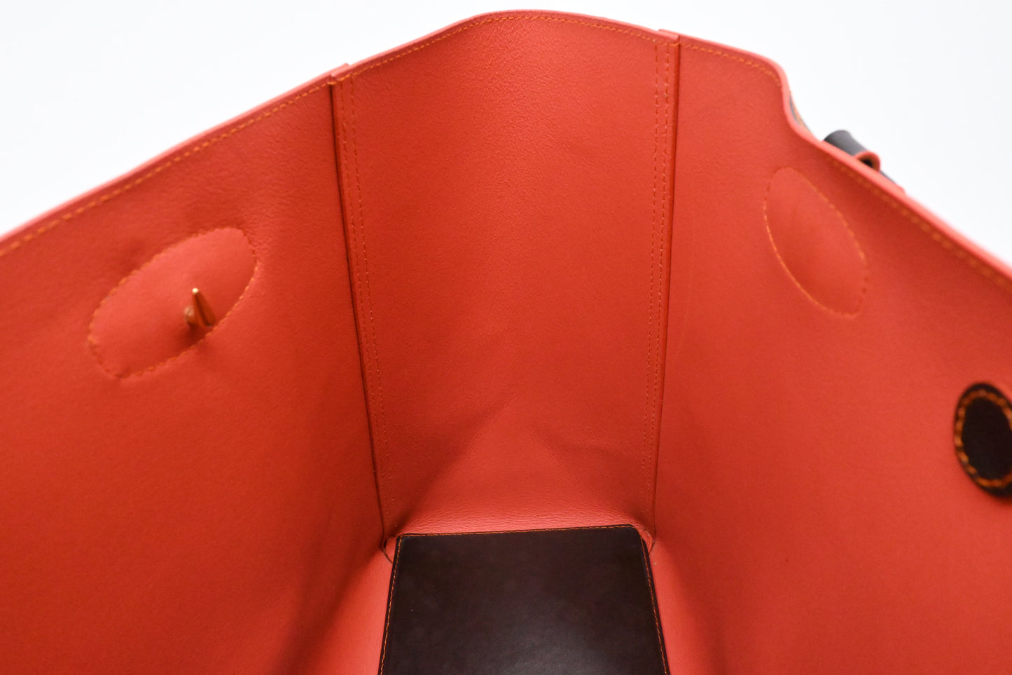 Loewe Leo Tote in Brown Leather