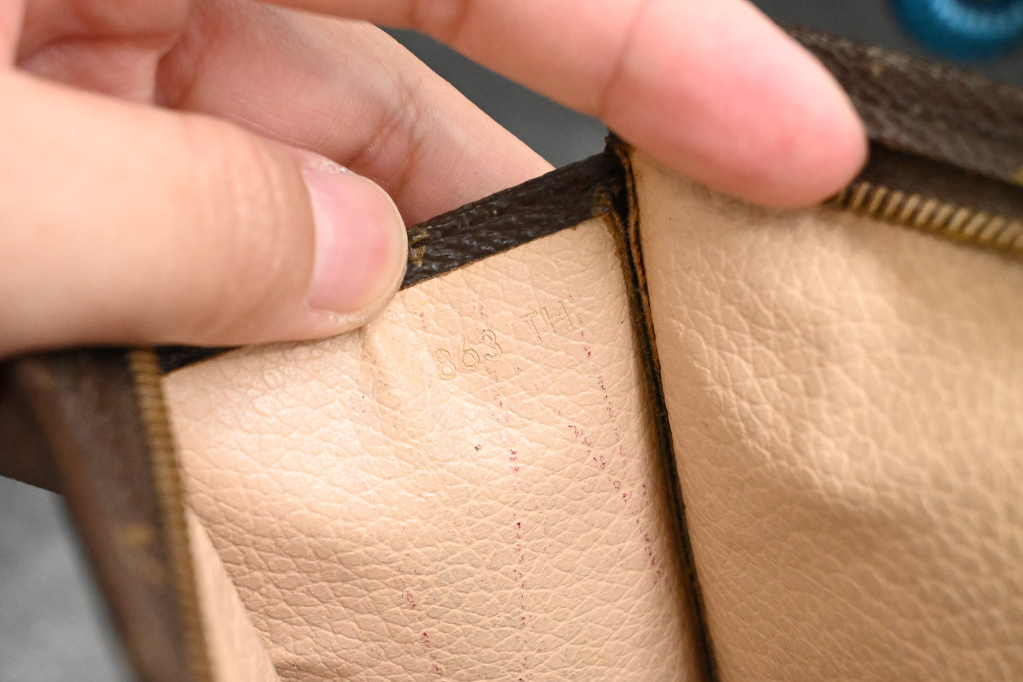 Louis Vuitton Toiletry 26 in Monogram Canvas