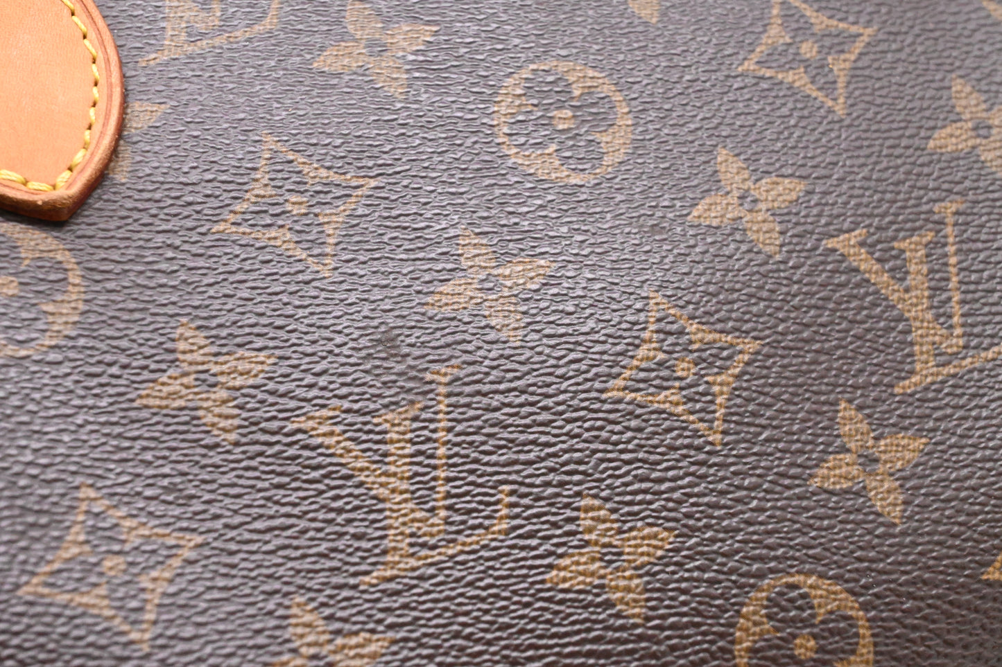 Louis Vuitton Turenne MM in Monogram Canvas