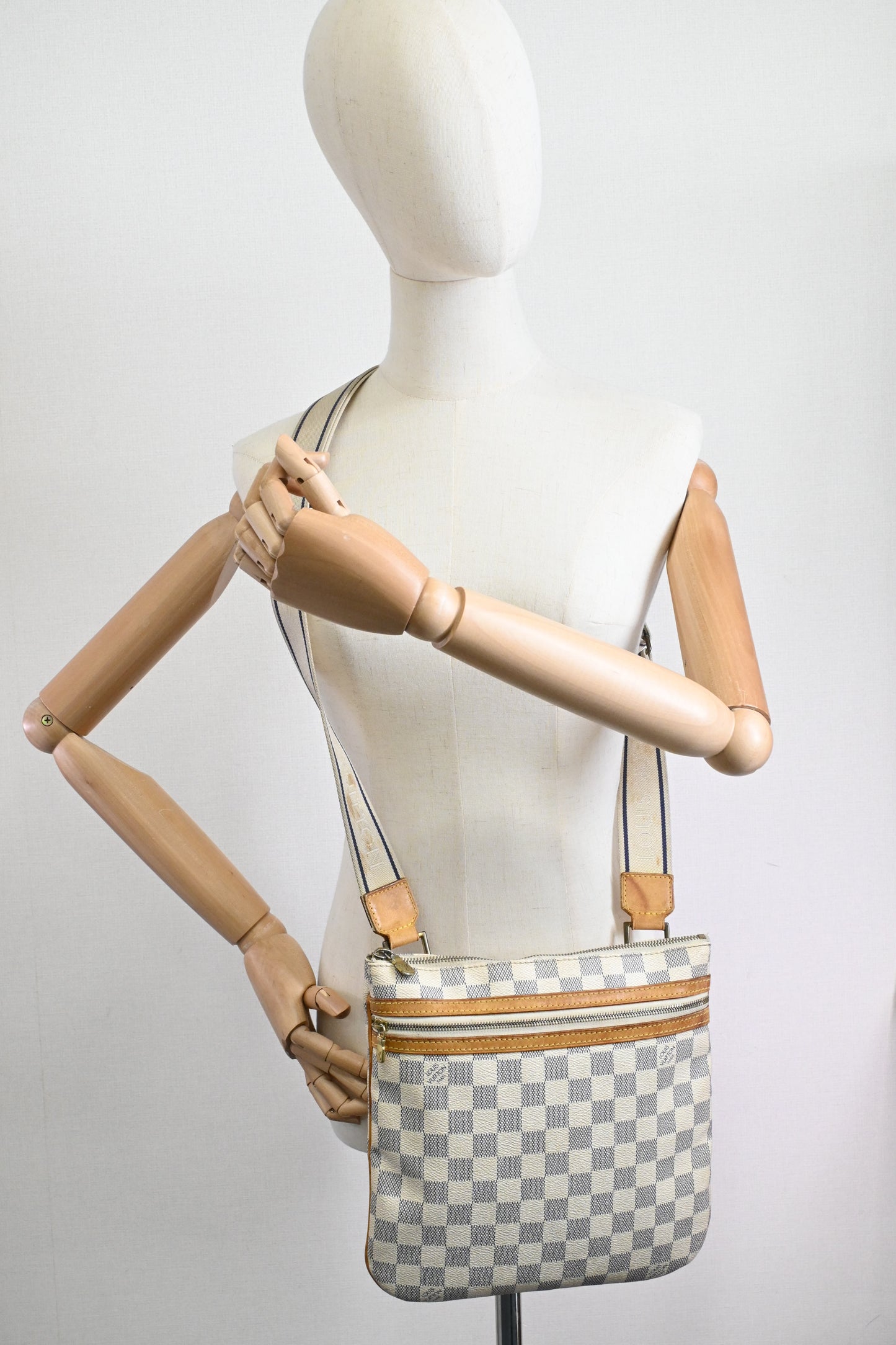 Louis Vuitton Pochette Bosphore in Damier Azur Canvas