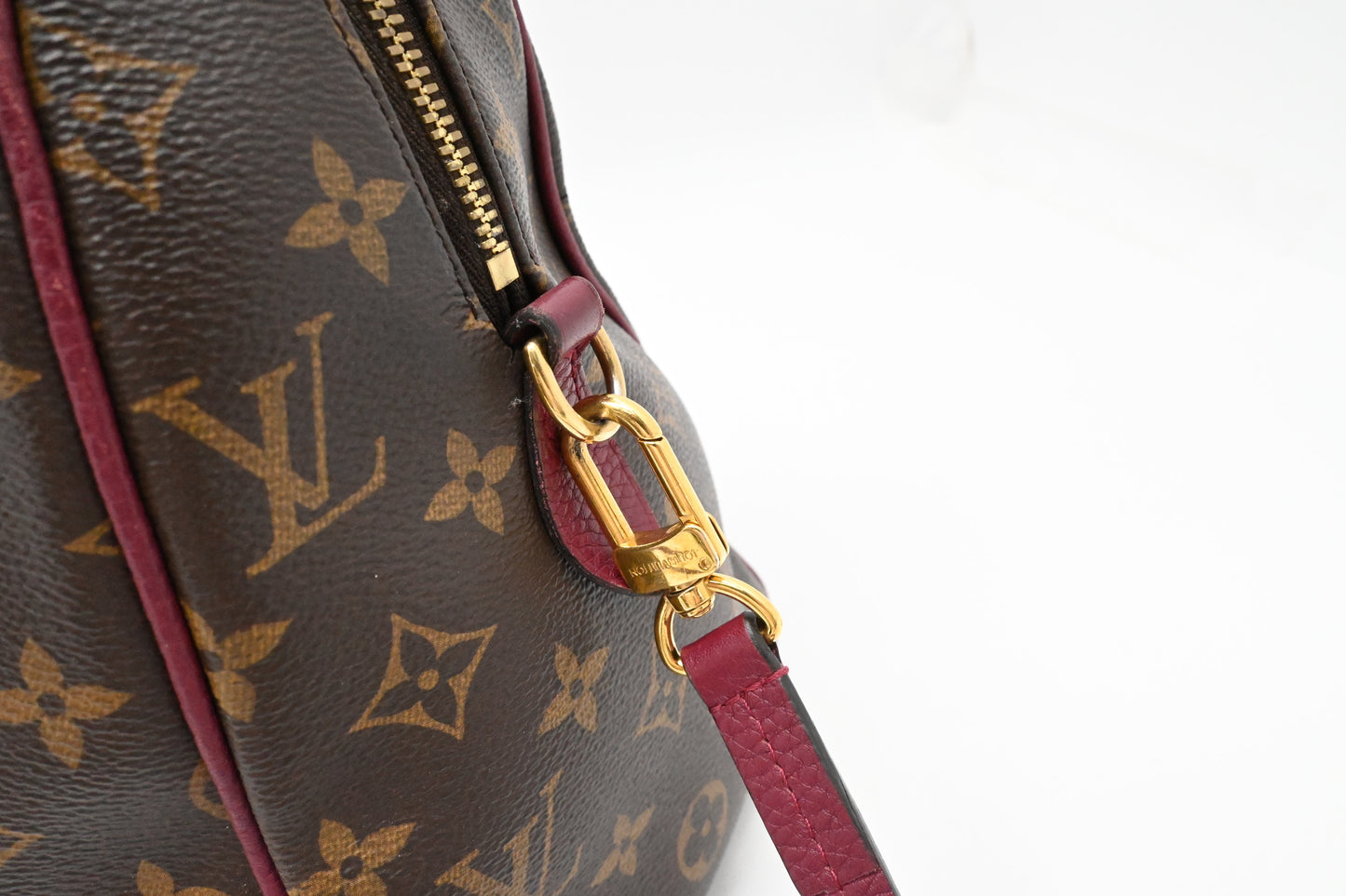 Louis Vuitton Retiro NM in Monogram Canvas and Aurore Leather