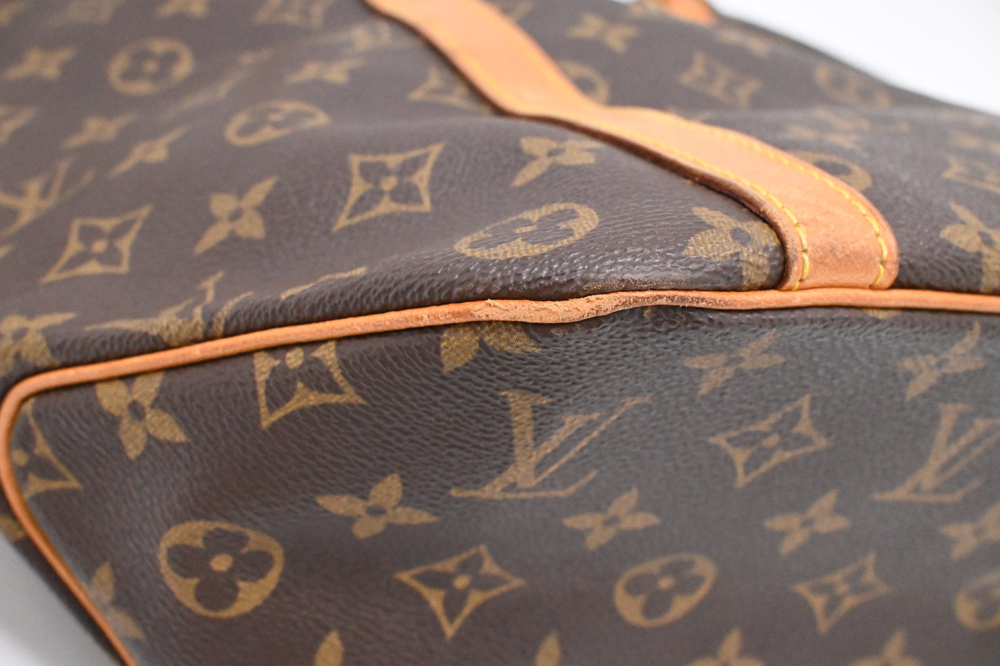 Louis Vuitton Sac Shopping 48 in Monogram Canvas