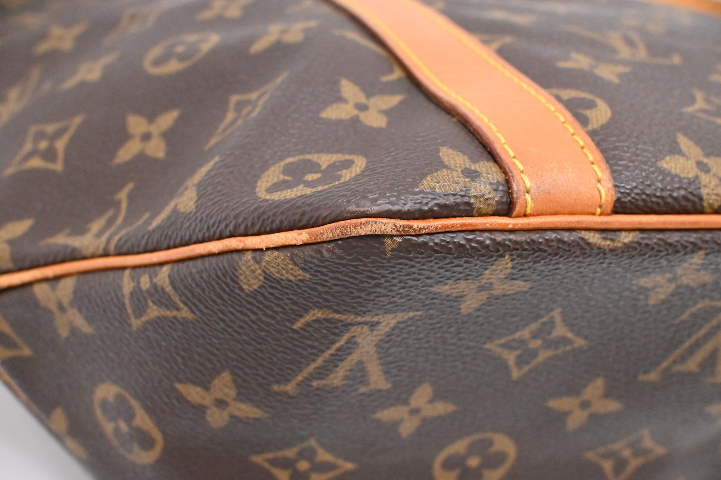 Louis Vuitton Sac Shopping 48 in Monogram Canvas