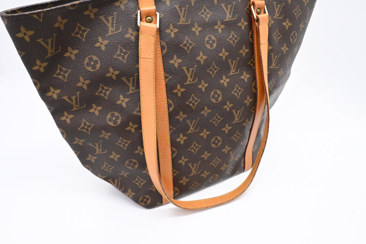 Louis Vuitton Sac Shopping 48 in Monogram Canvas