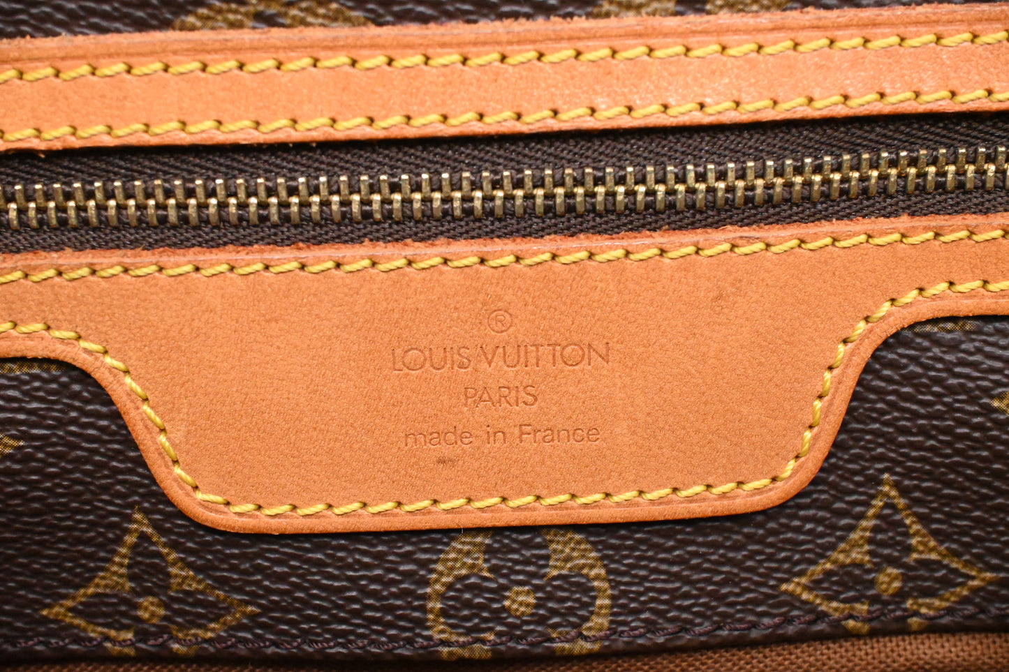 Louis Vuitton Sac Shopping 48 in Monogram Canvas