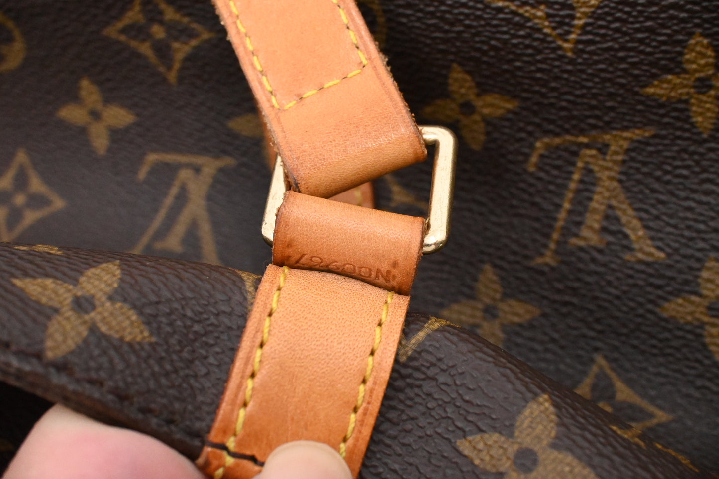 Louis Vuitton Sac Shopping 48 in Monogram Canvas