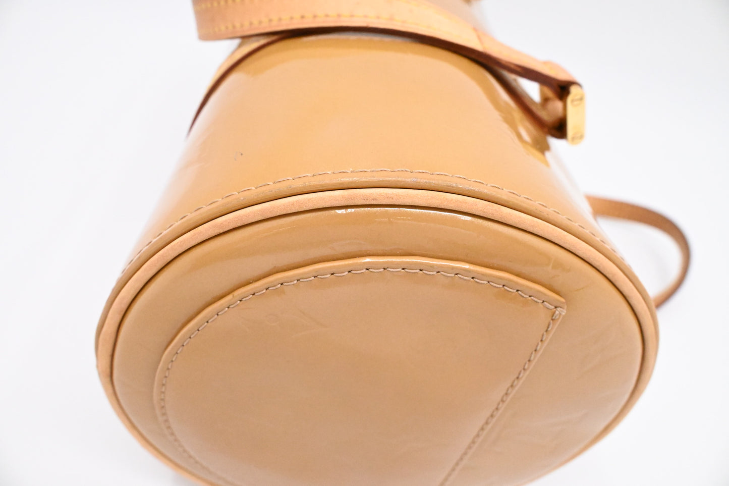Louis Vuitton Bedford in Noisette Vernis Leather