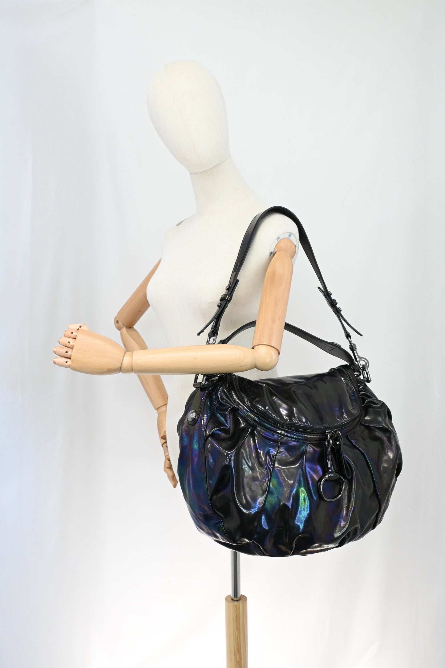 Gucci Iconbit Hobo Bag in Iridescent Patent Leather