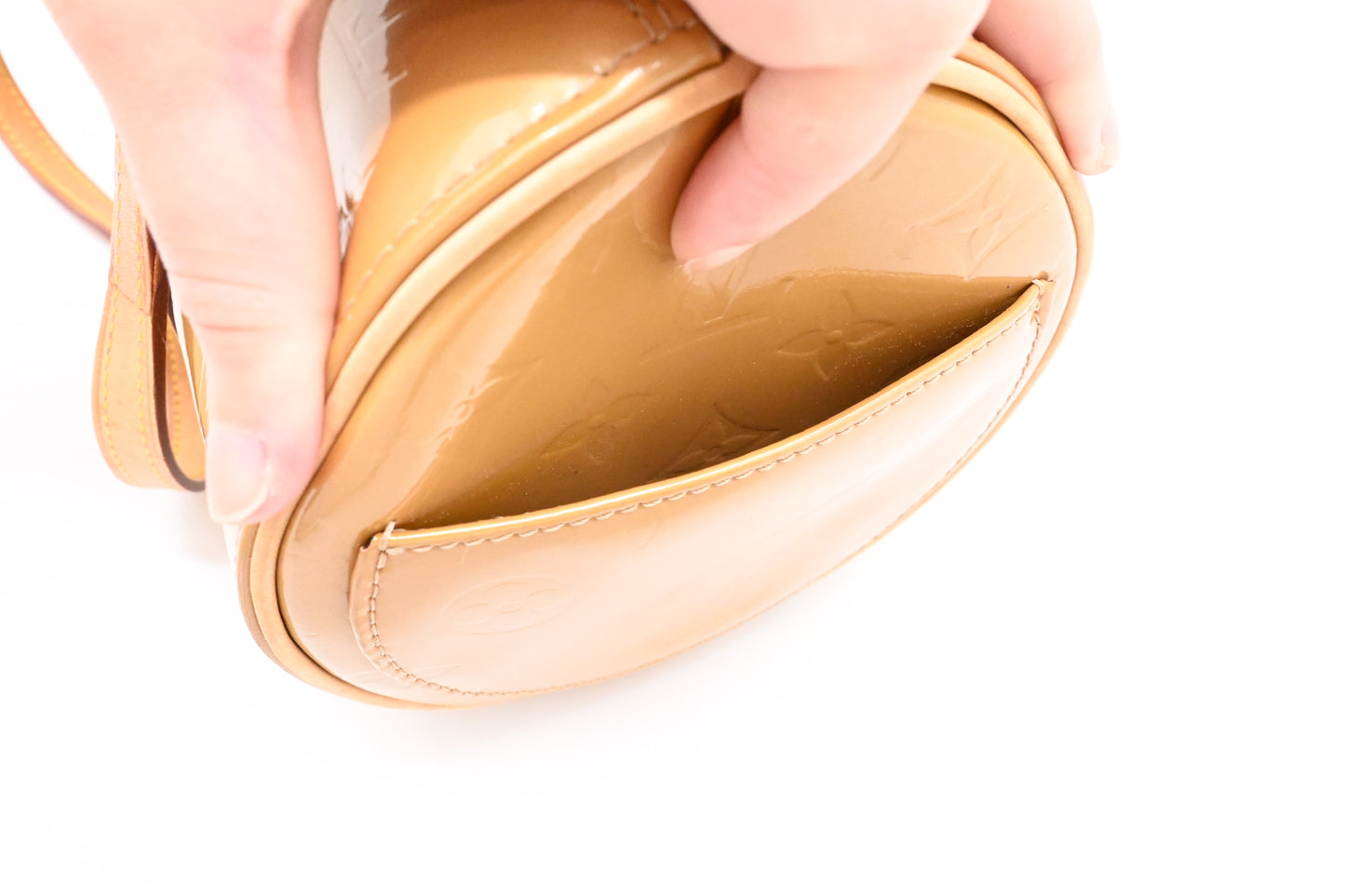 Louis Vuitton Bedford in Noisette Vernis Leather