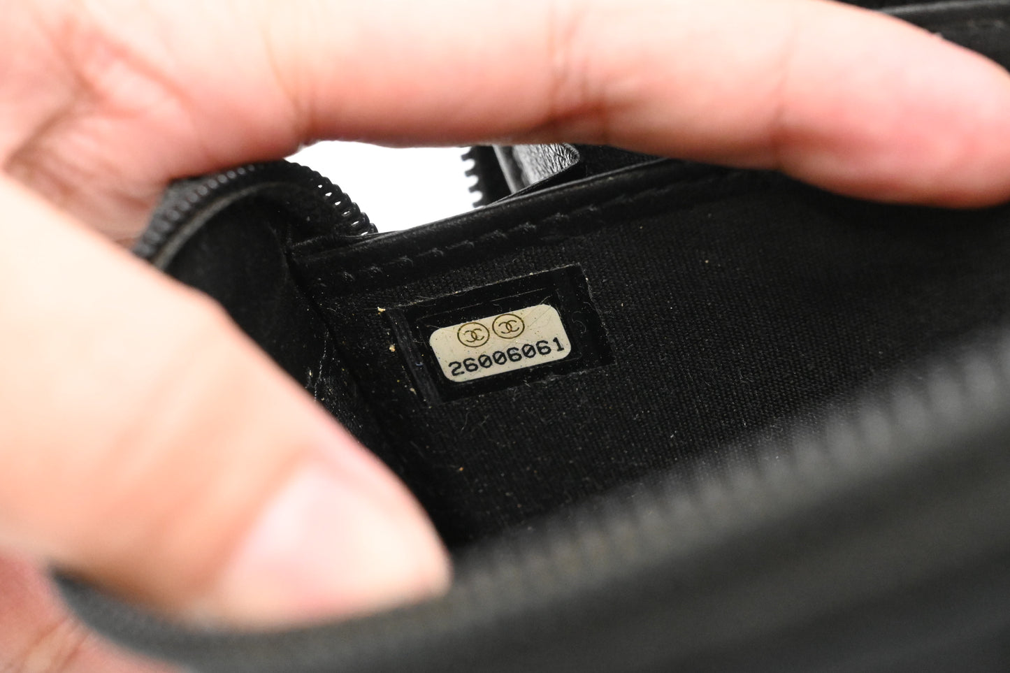 Chanel Zippy Wallet in Black Leather