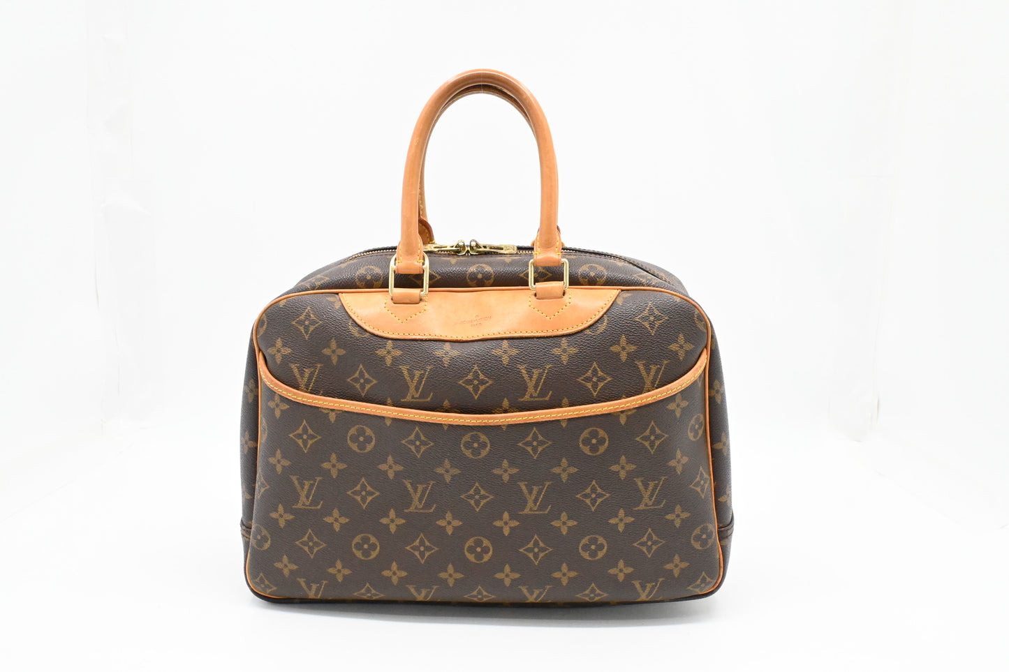 Louis Vuitton Deauville in Monogram Canvas