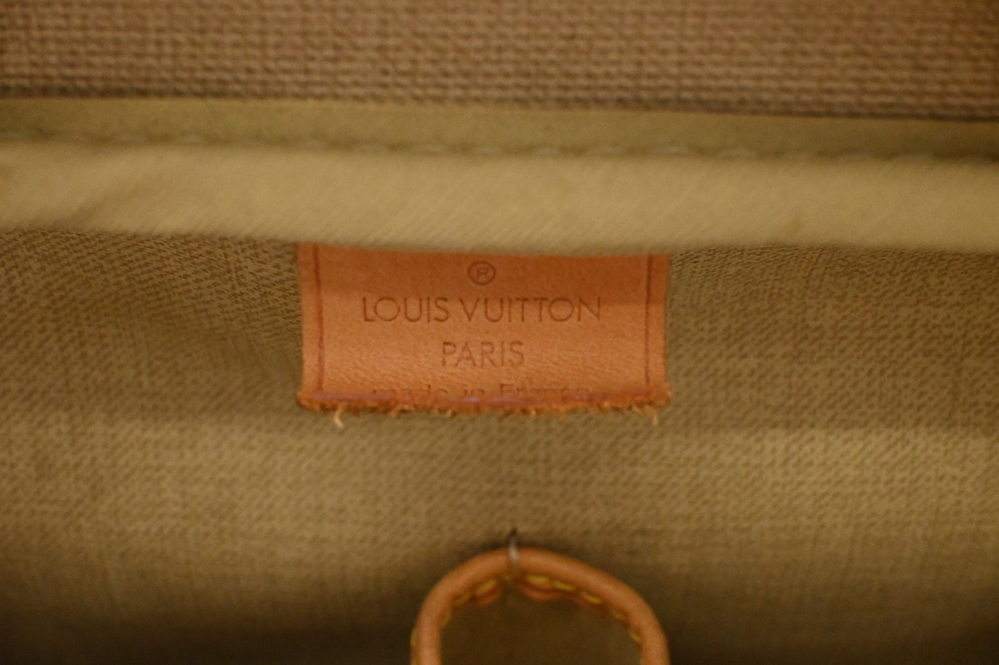 Louis Vuitton Deauville in Monogram Canvas