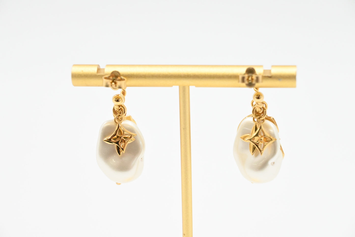 Louis Vuitton Pearl Charm Earrings