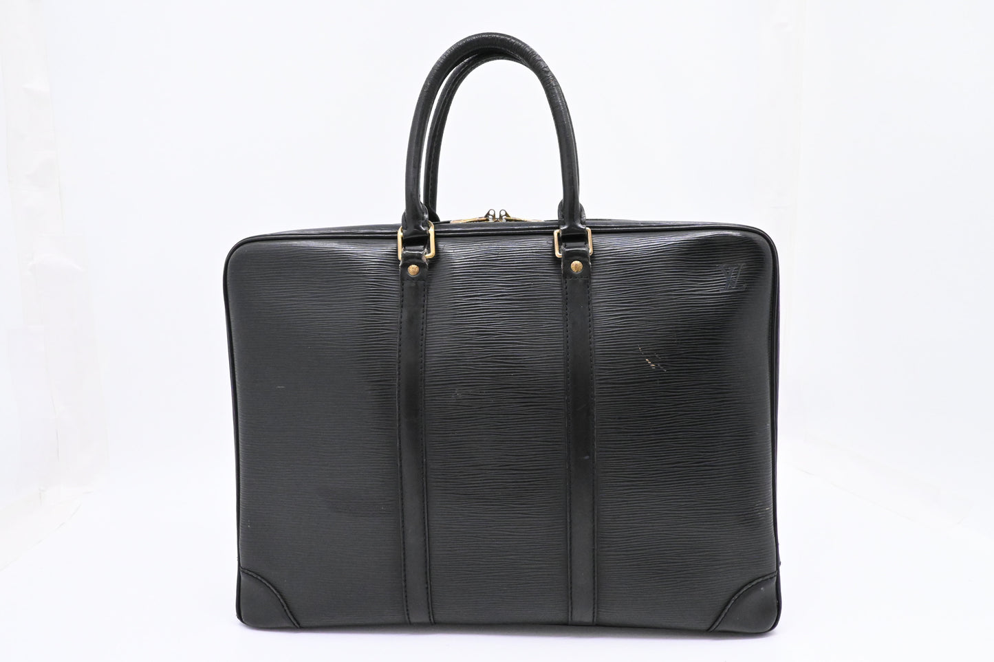 Louis Vuitton Porte Documents Voyage in Black Epi Leather