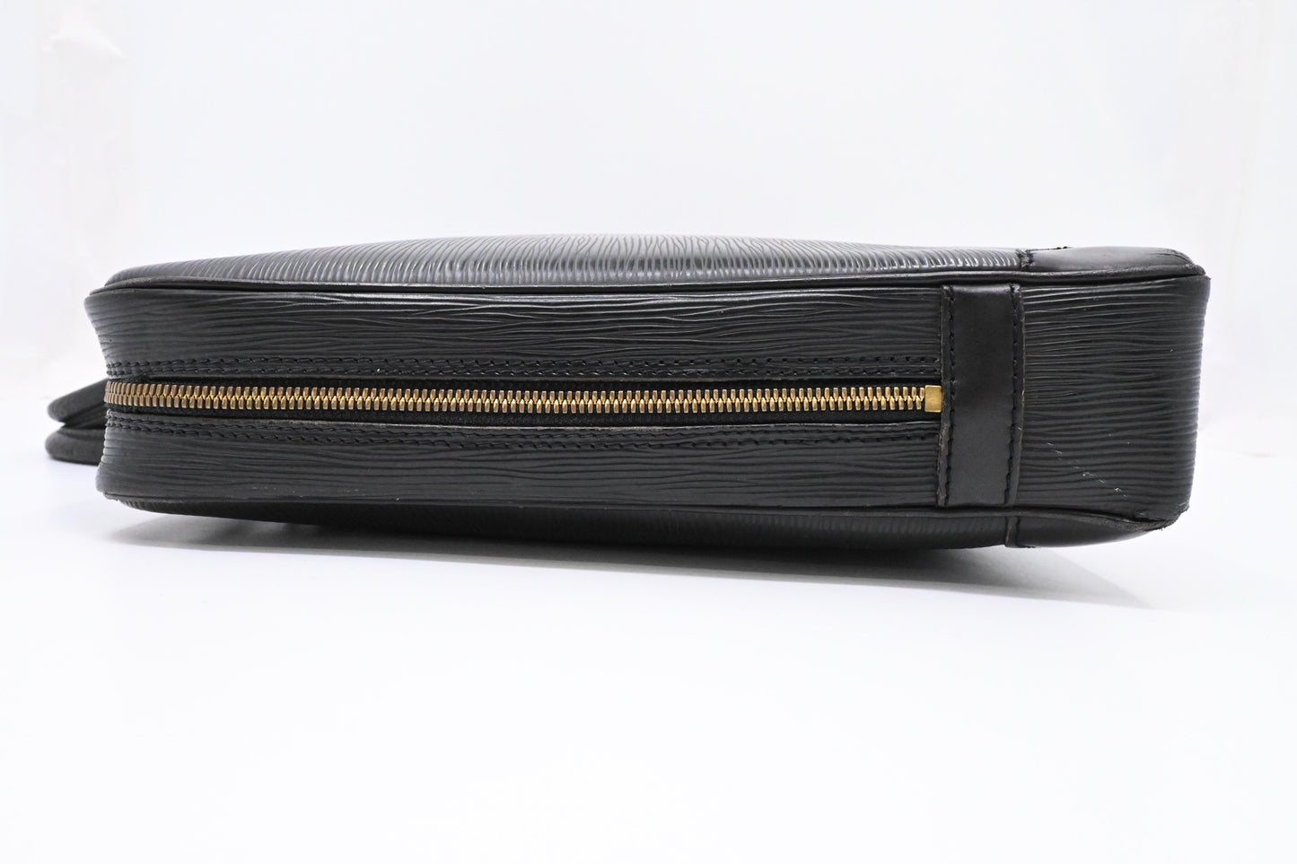 Louis Vuitton Porte Documents Voyage in Black Epi Leather