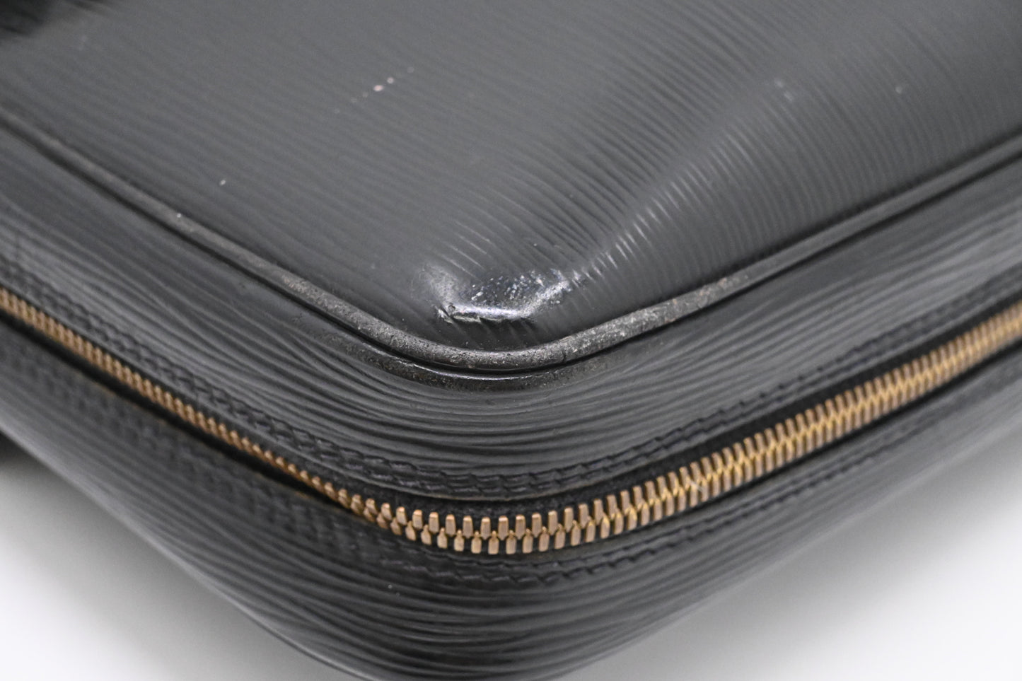 Louis Vuitton Porte Documents Voyage in Black Epi Leather