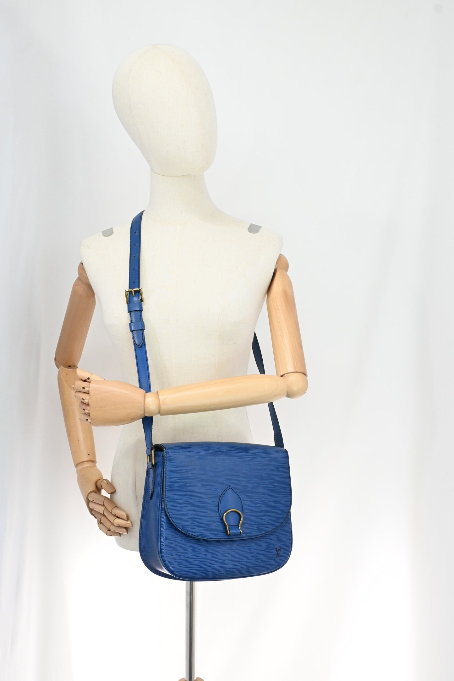 Louis Vuitton Saint Cloud in Blue Epi Leather