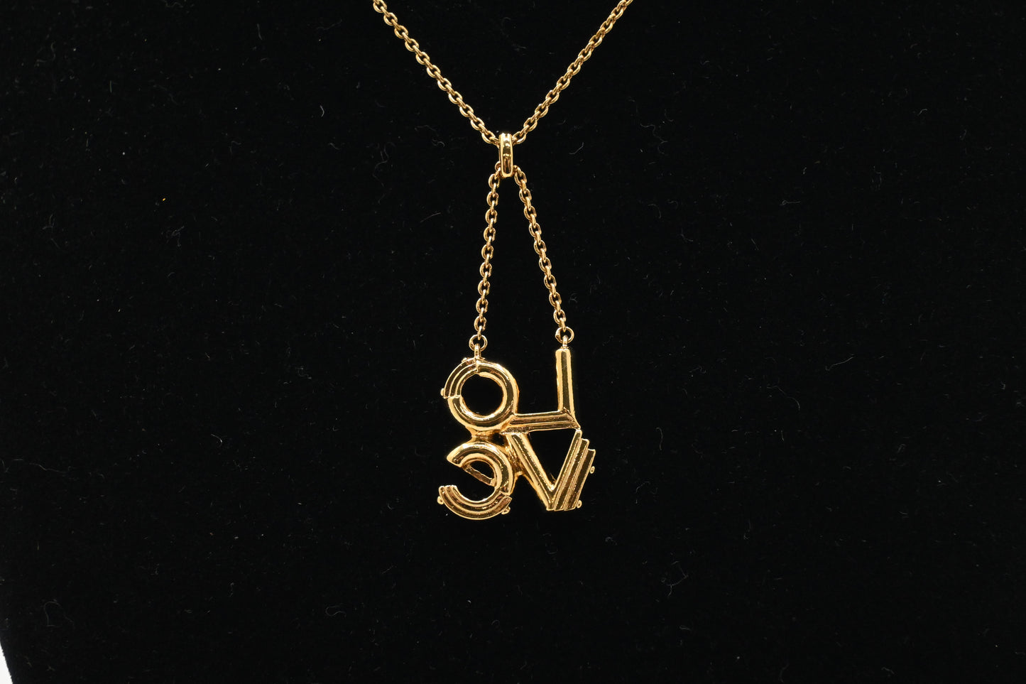Louis Vuitton LV & Me Love Necklace