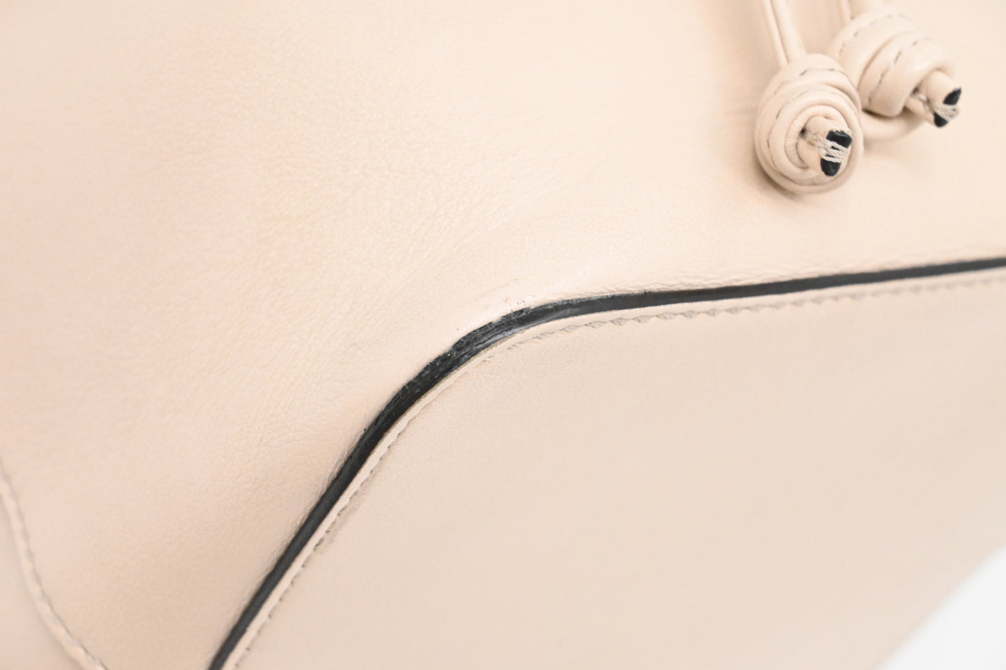 Fendi Mon Tresor Shoulder Bag in Cream Leather