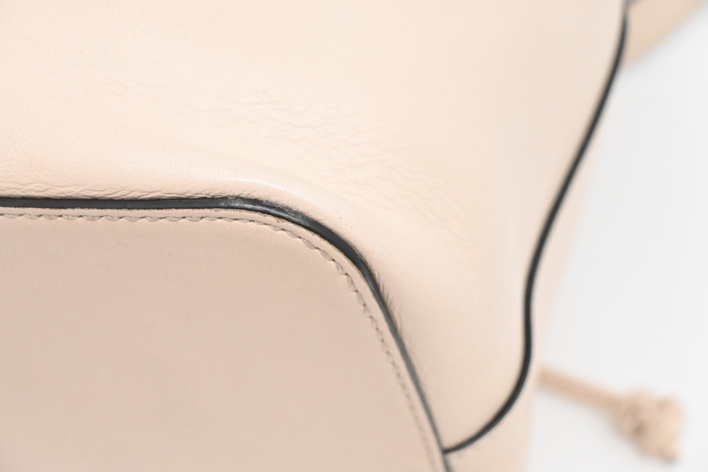 Fendi Mon Tresor Shoulder Bag in Cream Leather