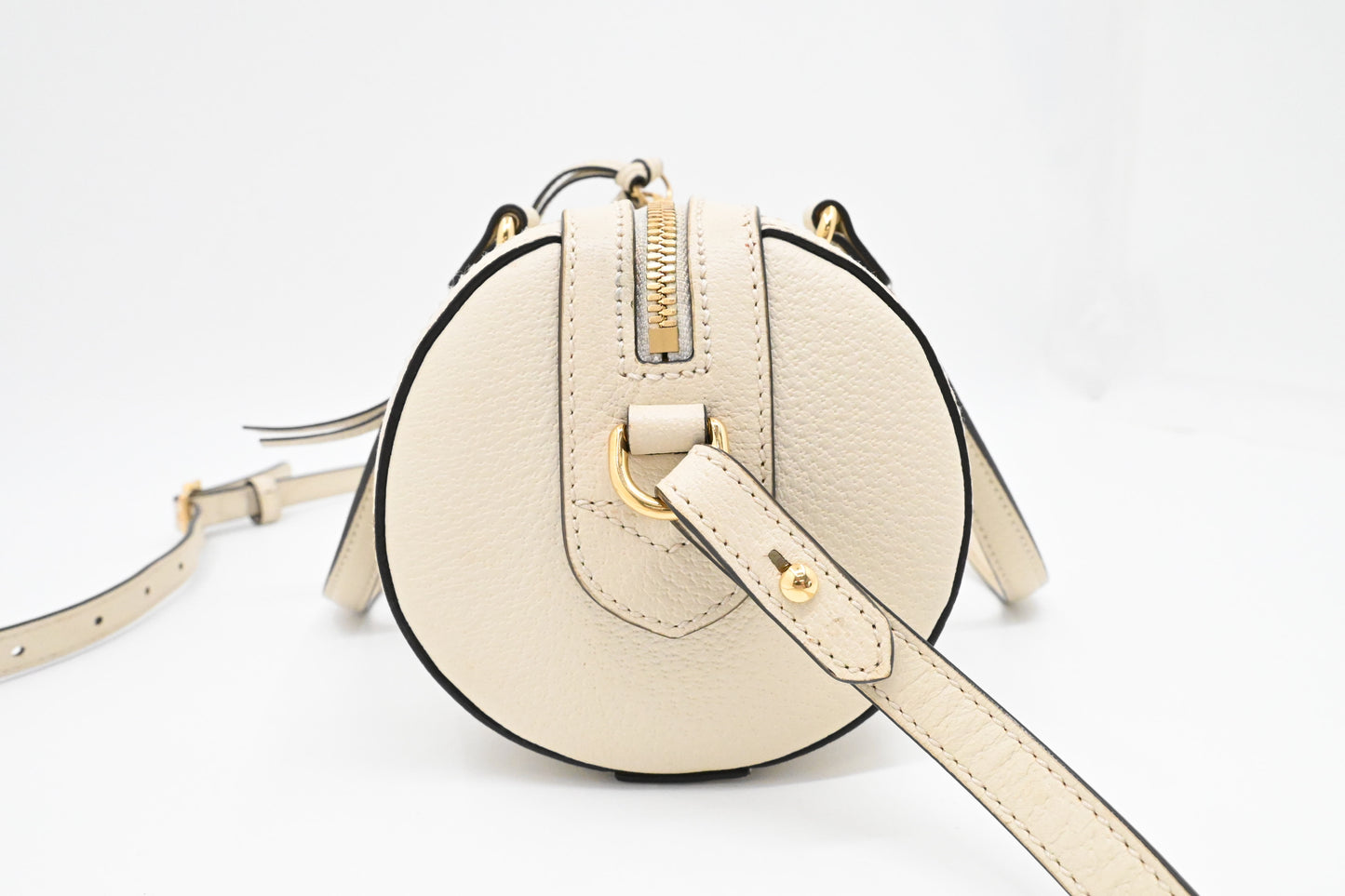 Gucci Round Crossbody Bag in Cream Leather