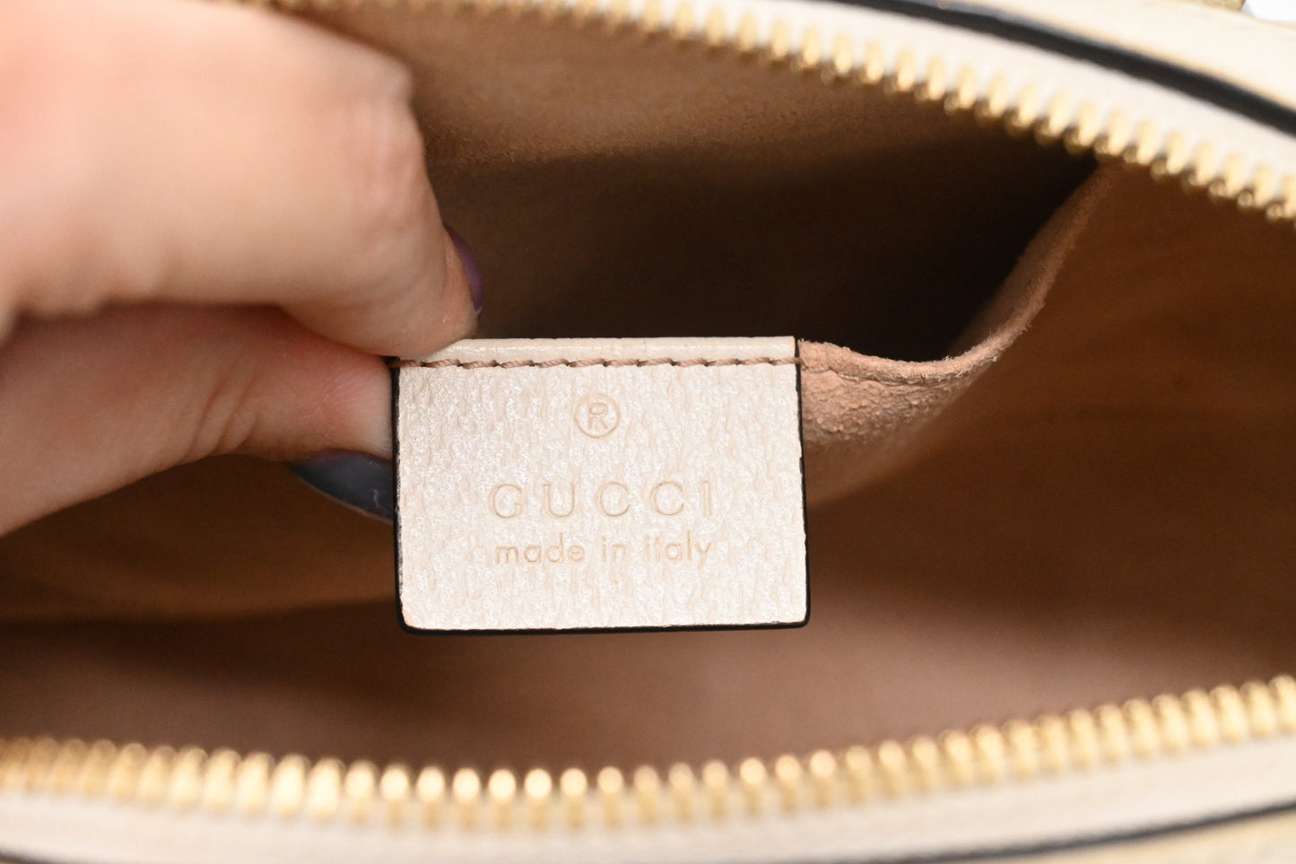 Gucci Round Crossbody Bag in Cream Leather