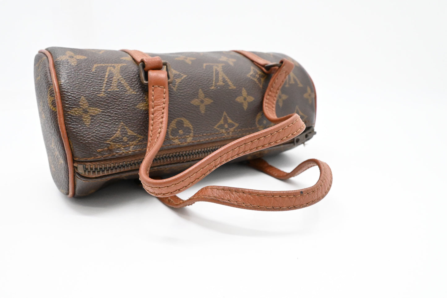 Louis Vuitton Papillon 22 in Monogram Canvas