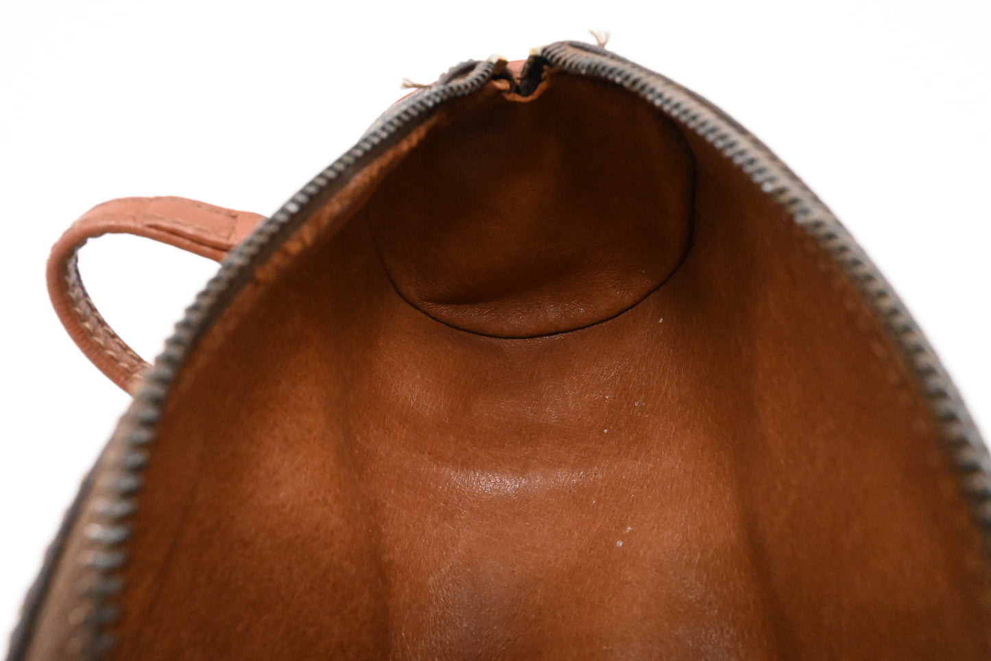 Louis Vuitton Papillon 22 in Monogram Canvas