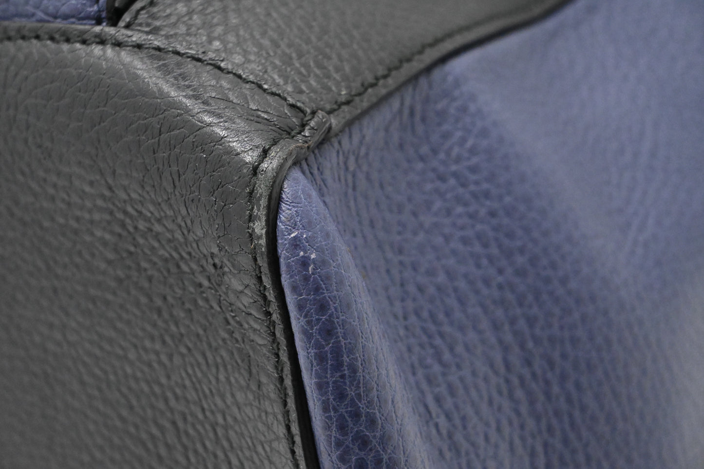 Gucci Cosmopolis Travel Bag in Black & Blue Leather