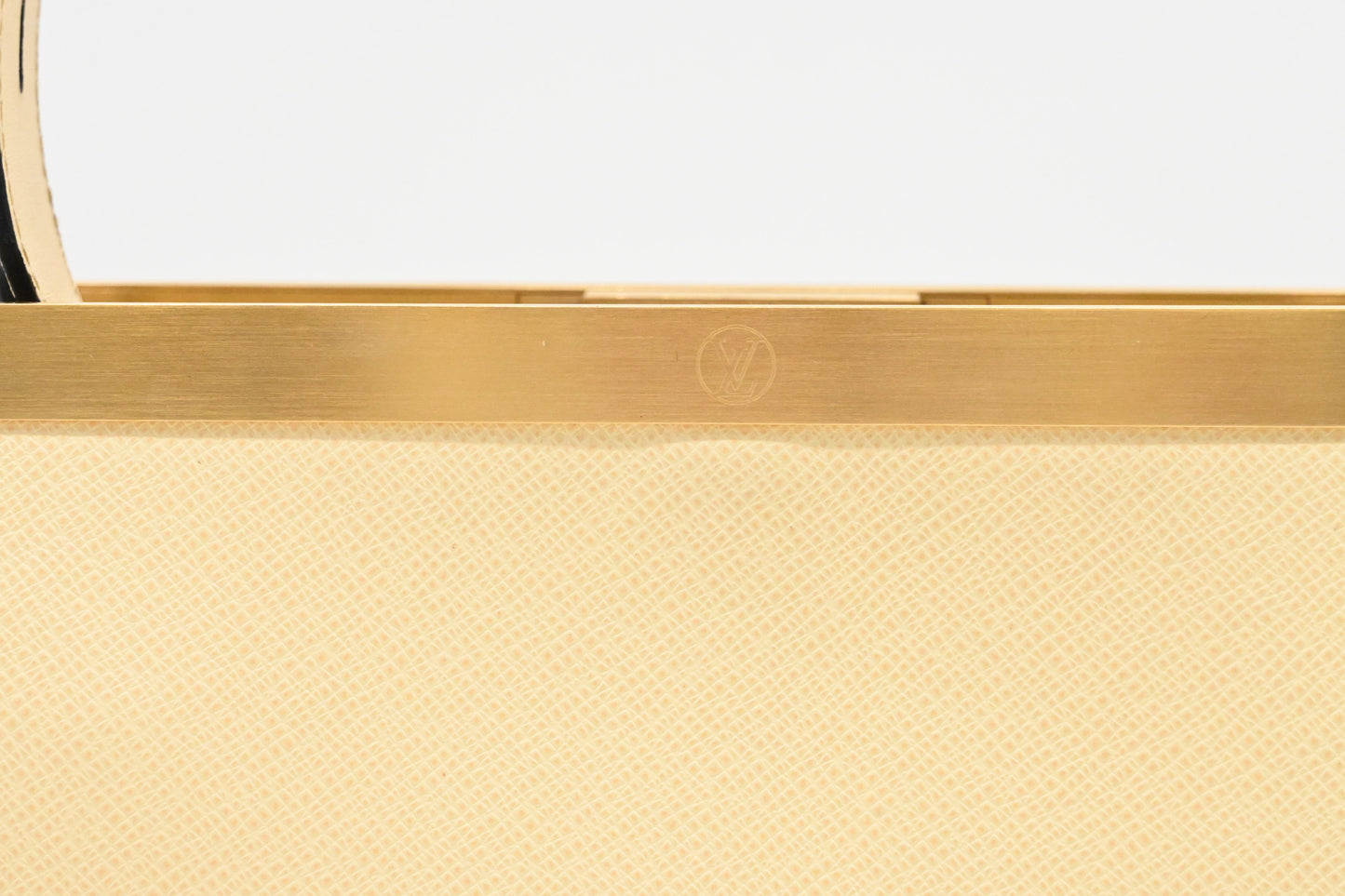 Louis Vuitton City Frame in Banane Taiga Leather