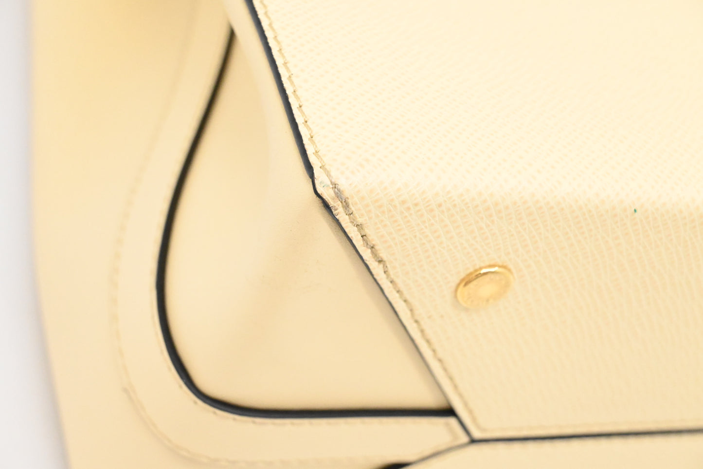 Louis Vuitton City Frame in Banane Taiga Leather