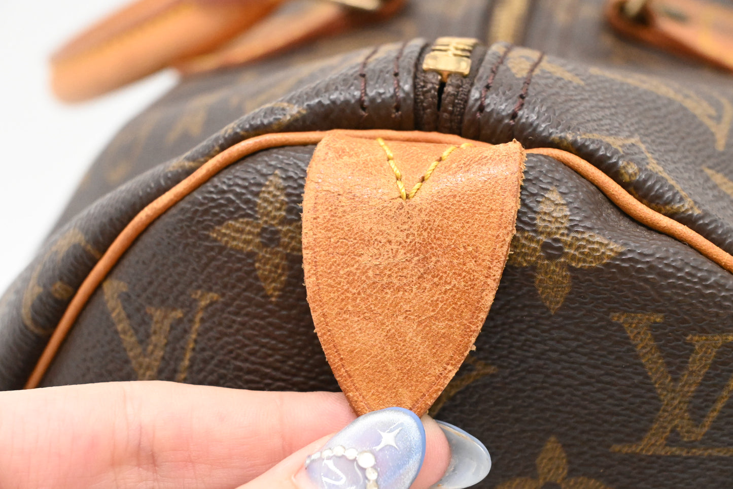 Louis Vuitton Speedy 40 in Monogram Canvas