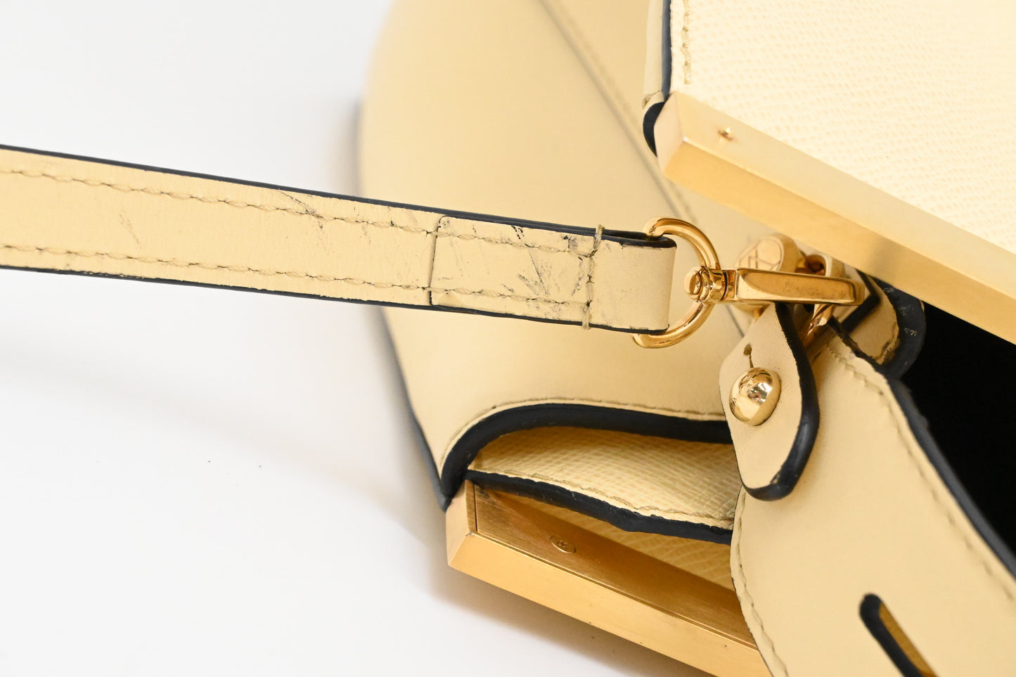 Louis Vuitton City Frame in Banane Taiga Leather
