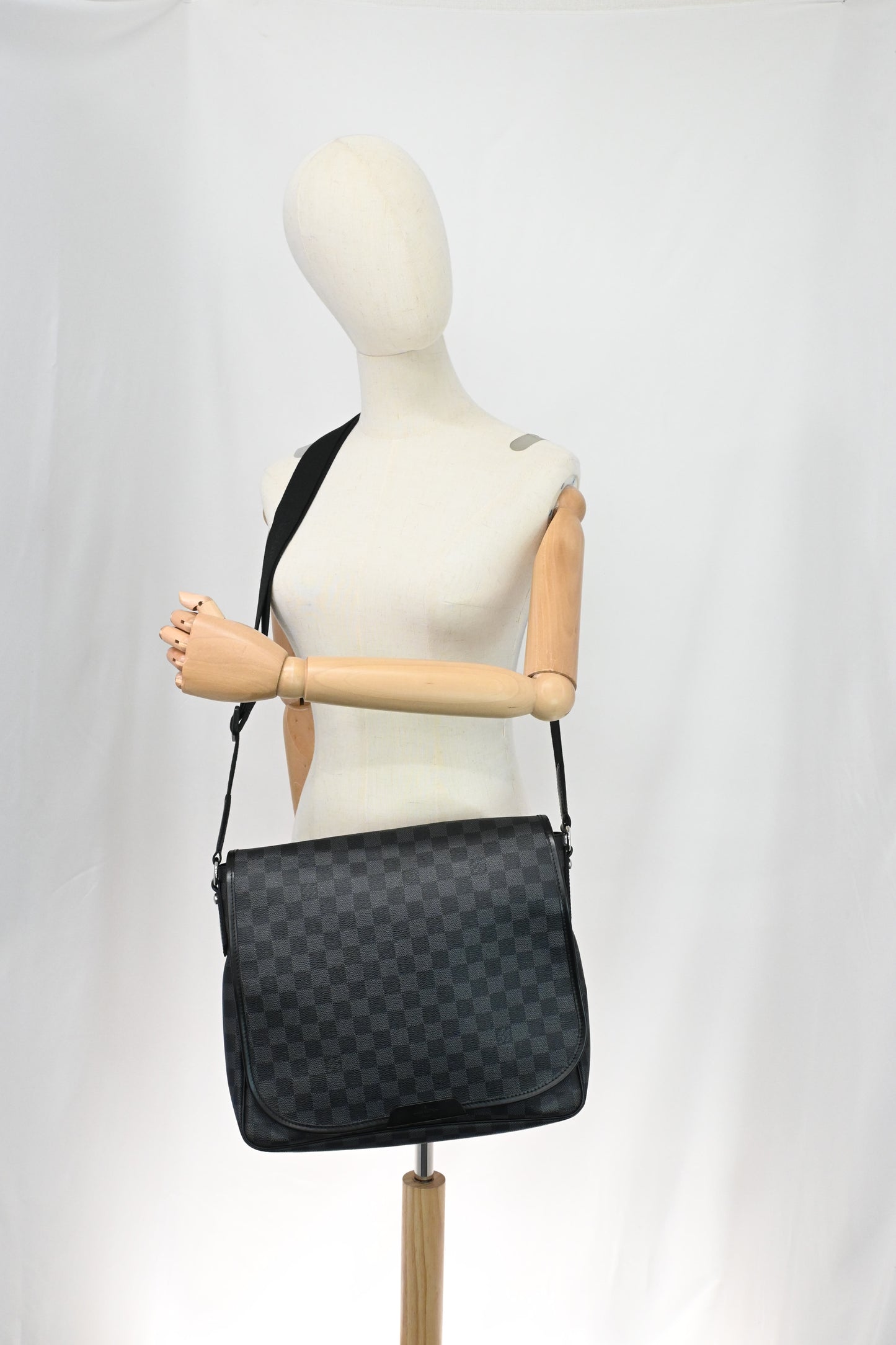 Louis Vuitton Daniel MM in Damier Graphite Canvas