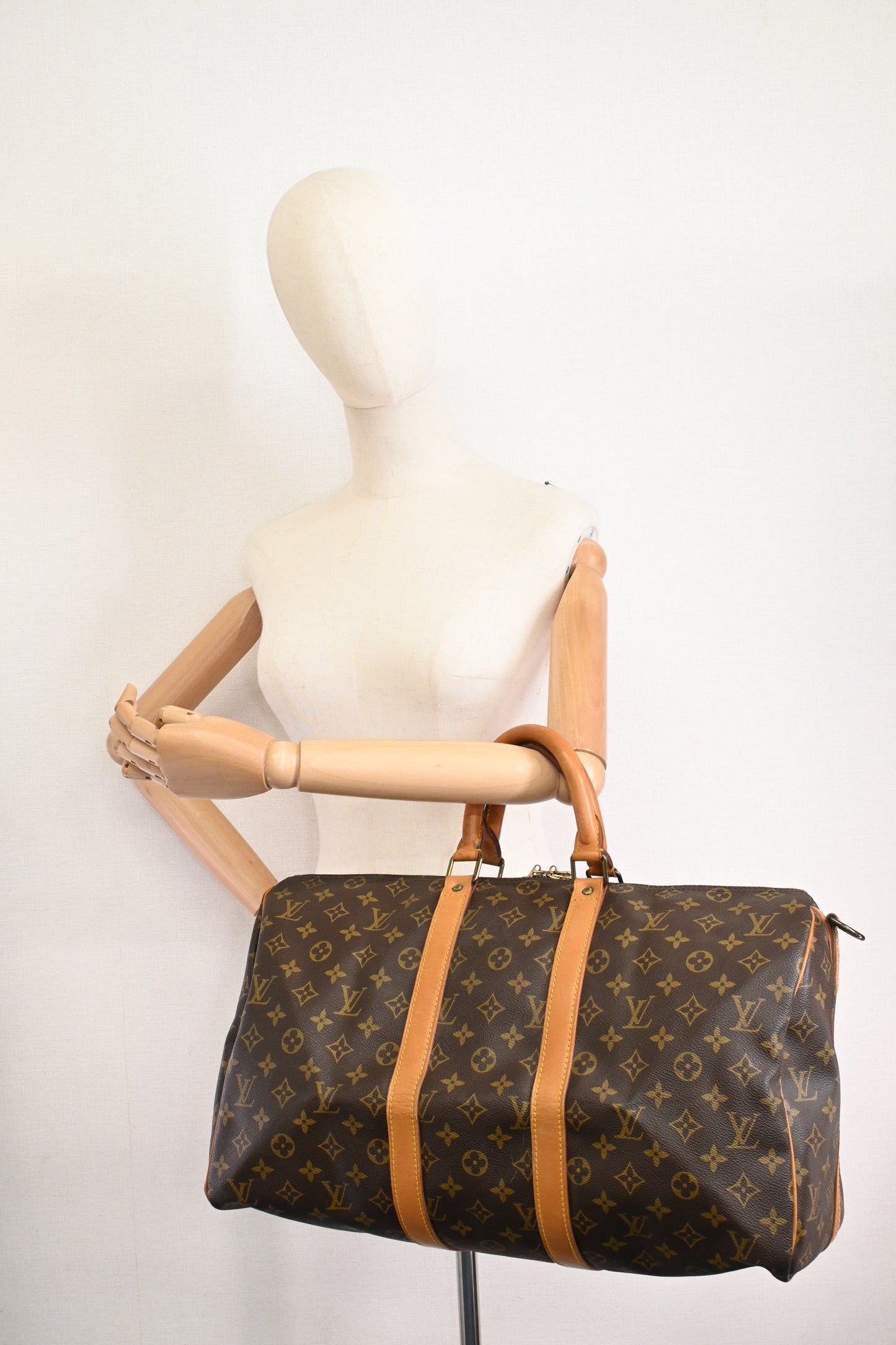 Louis Vuitton Keepall 45 Bandouliere in Monogram Canvas