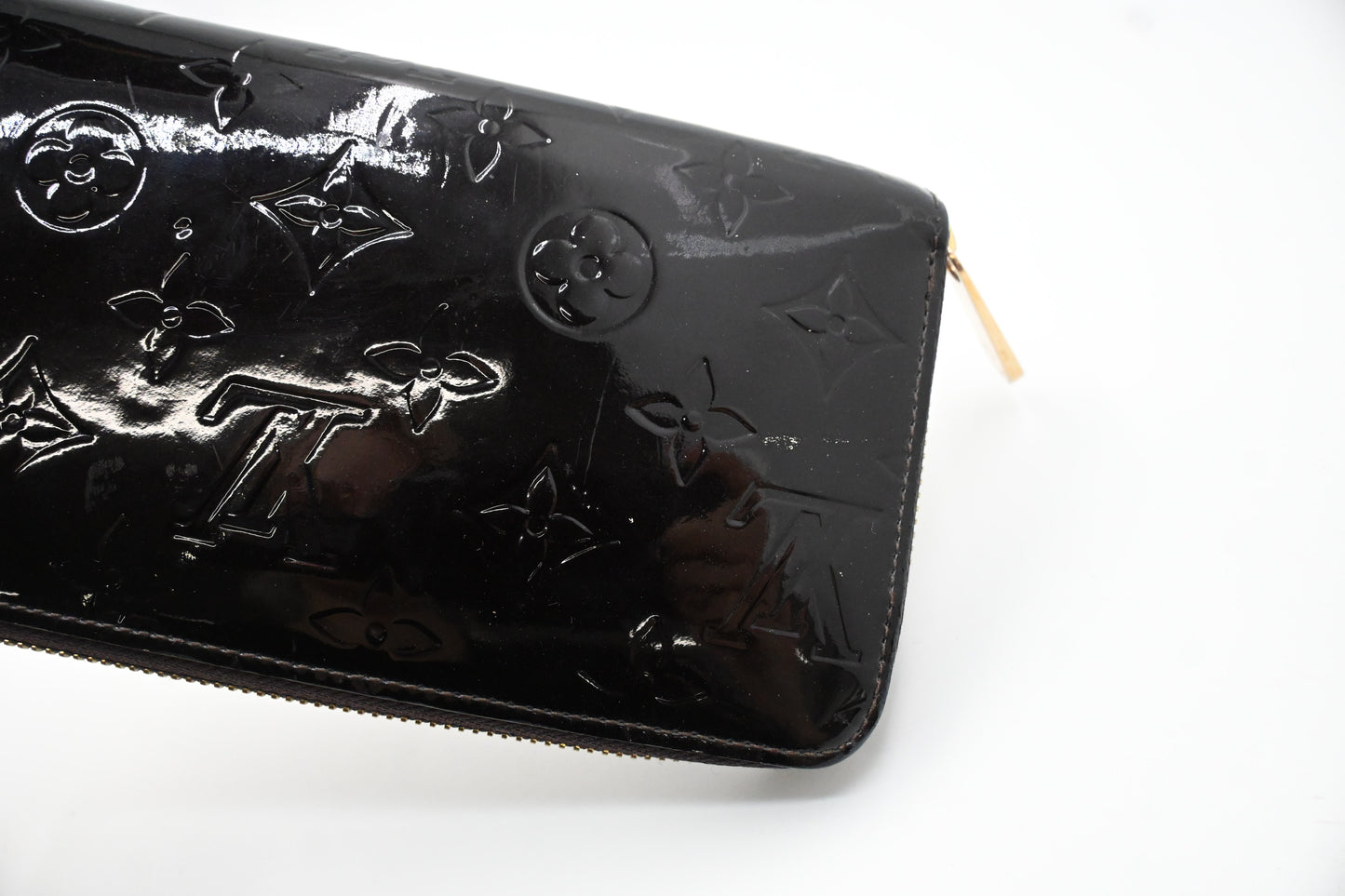 Louis Vuitton Long Zippy Wallet in Terre d'Ombre Vernis Leather