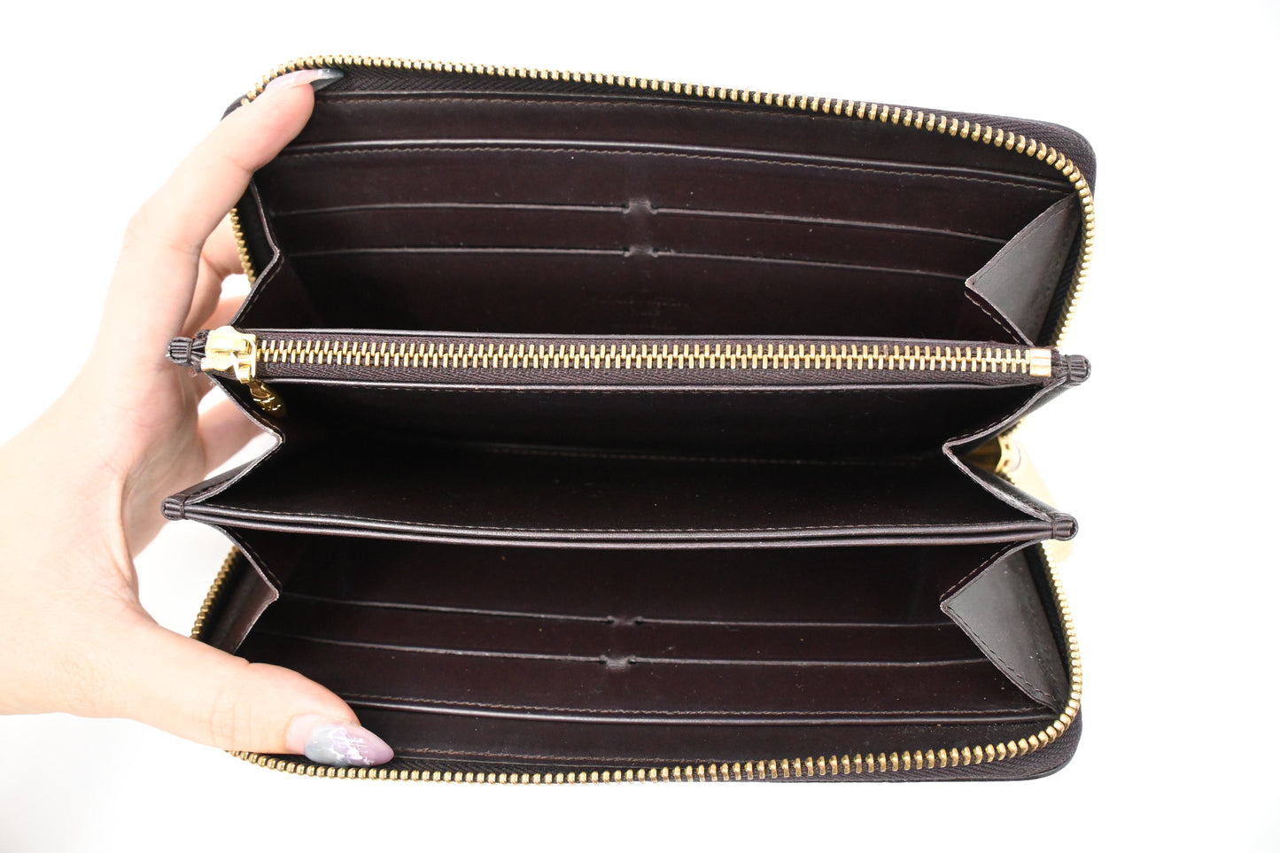 Louis Vuitton Long Zippy Wallet in Terre d'Ombre Vernis Leather