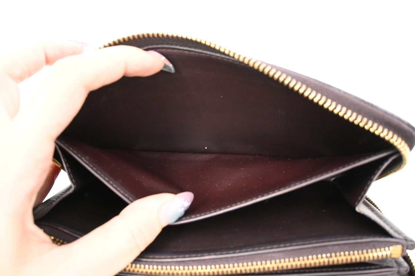 Louis Vuitton Long Zippy Wallet in Terre d'Ombre Vernis Leather