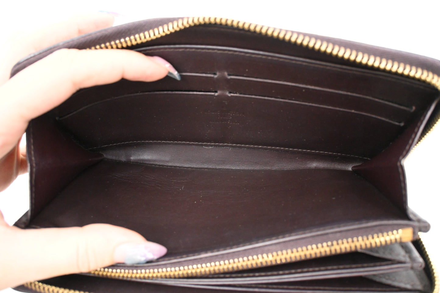 Louis Vuitton Long Zippy Wallet in Terre d'Ombre Vernis Leather
